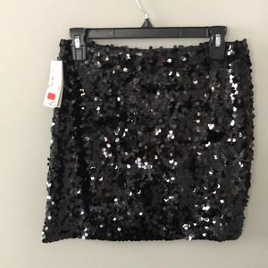 Michael Kors black sequin skirt size small